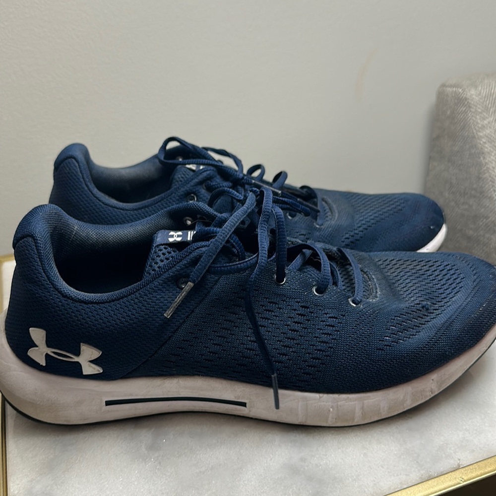 Women’s under armour sneakers